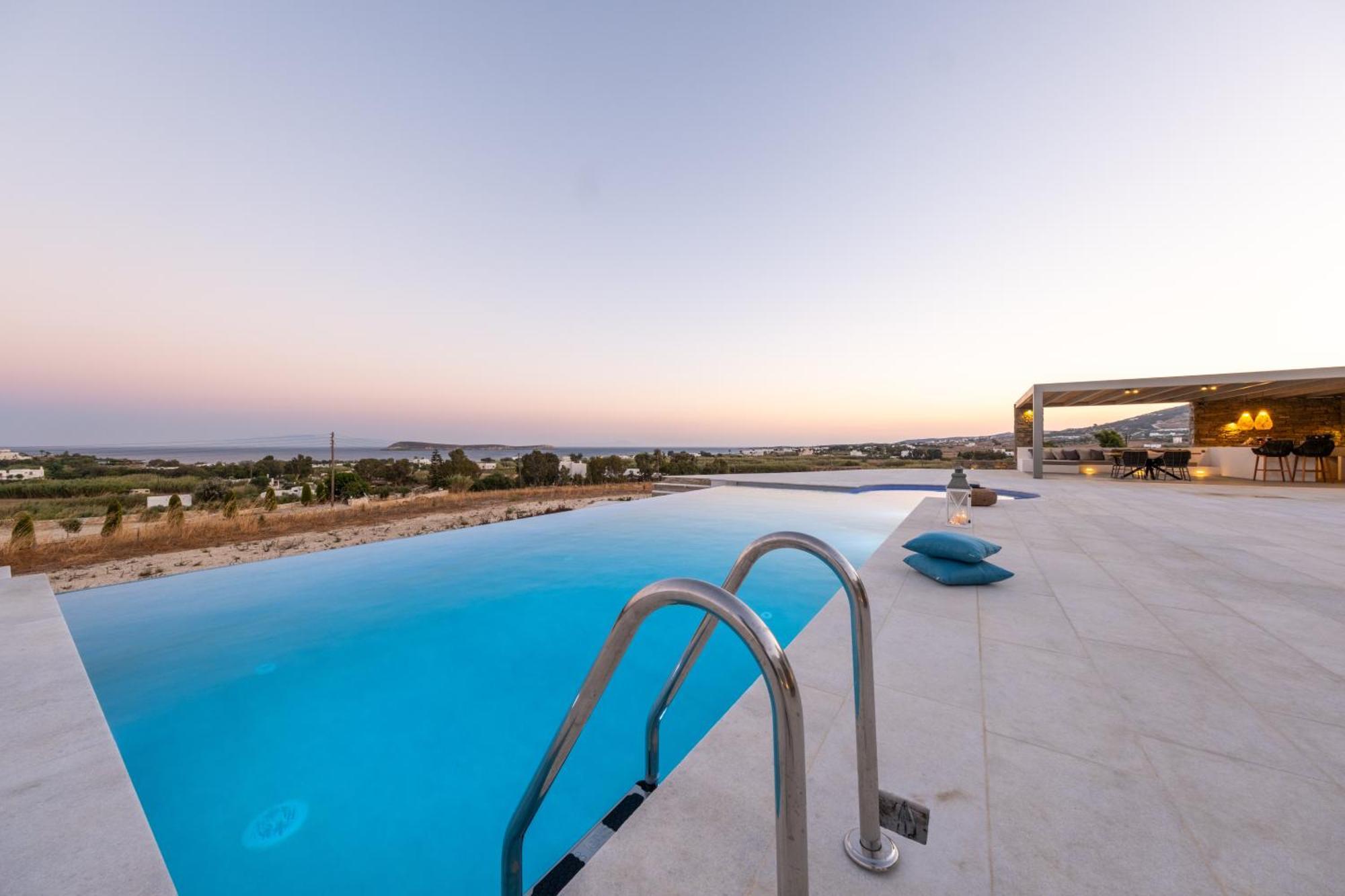 Golden Bay Luxury Villas And Suites Chrisi Akti  Eksteriør billede