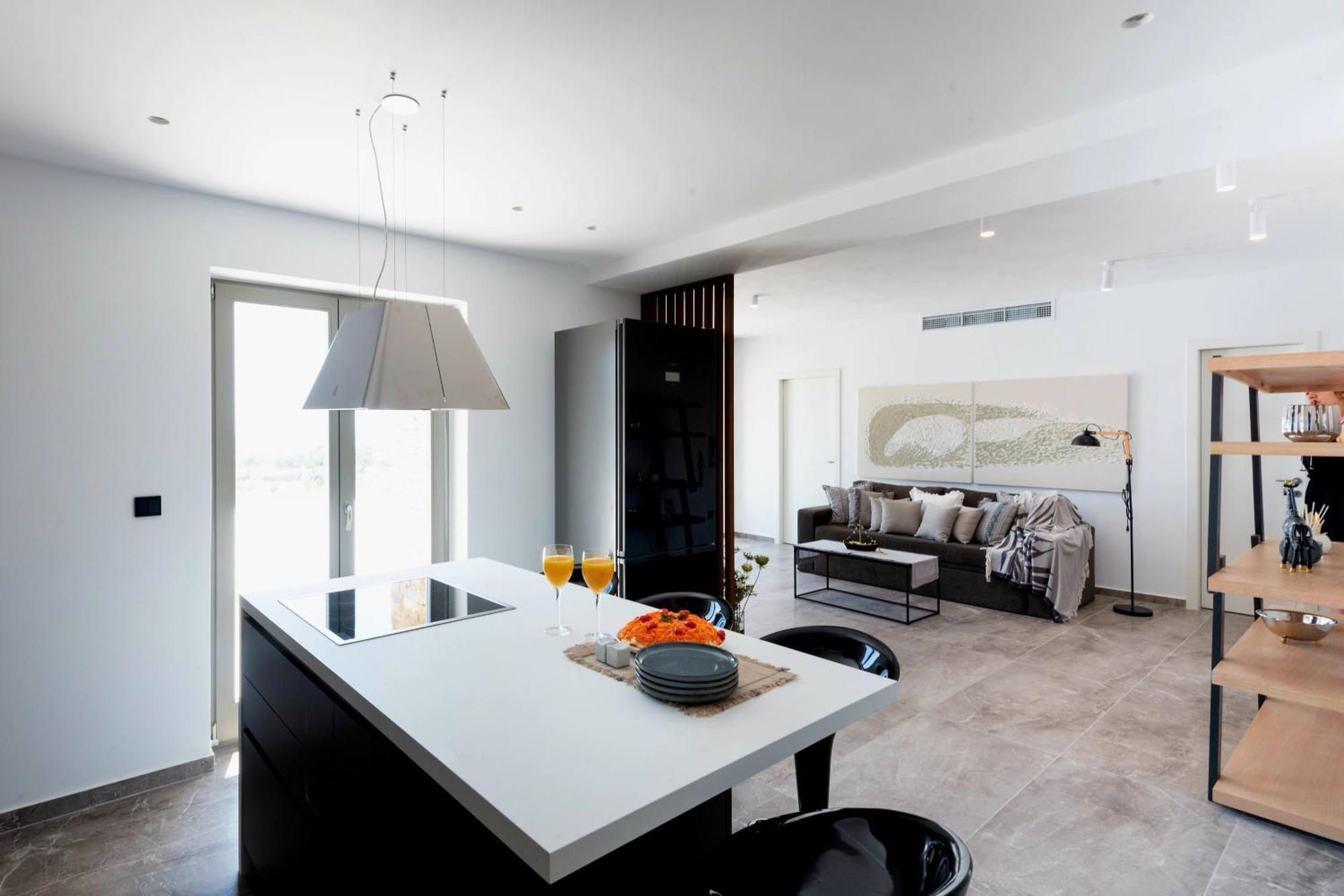 Golden Bay Luxury Villas And Suites Chrisi Akti  Eksteriør billede