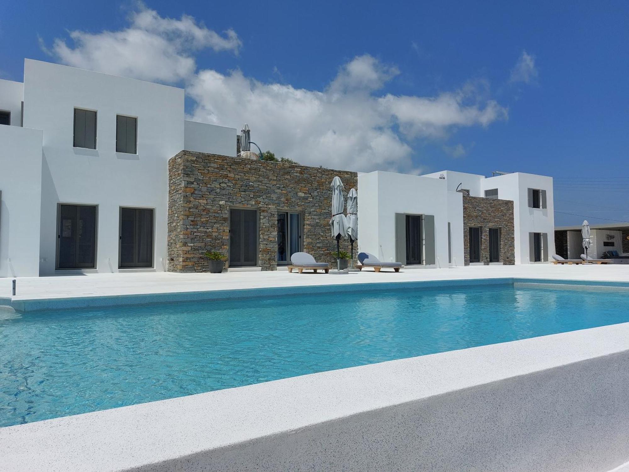 Golden Bay Luxury Villas And Suites Chrisi Akti  Eksteriør billede